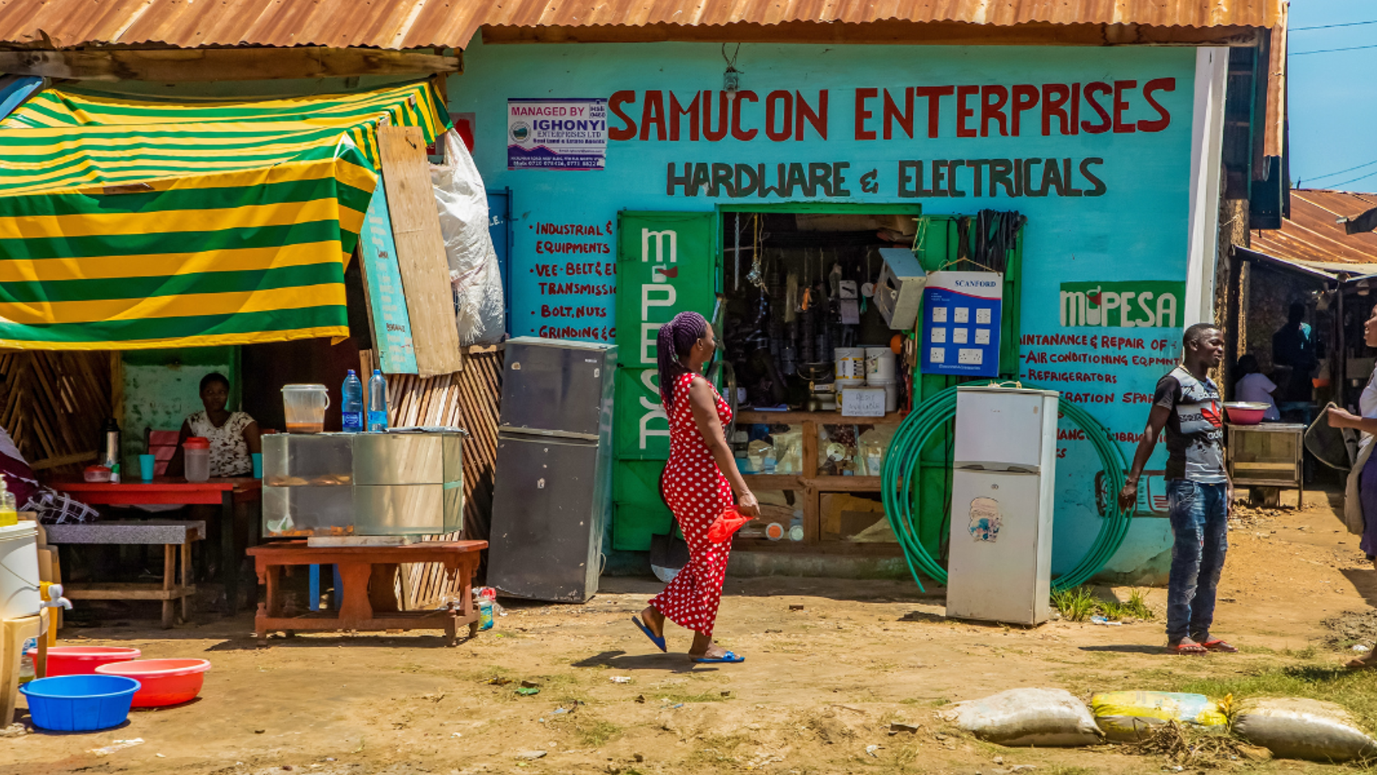 Partez à vélo découvrir les villages typiques autour de Diani (en option)