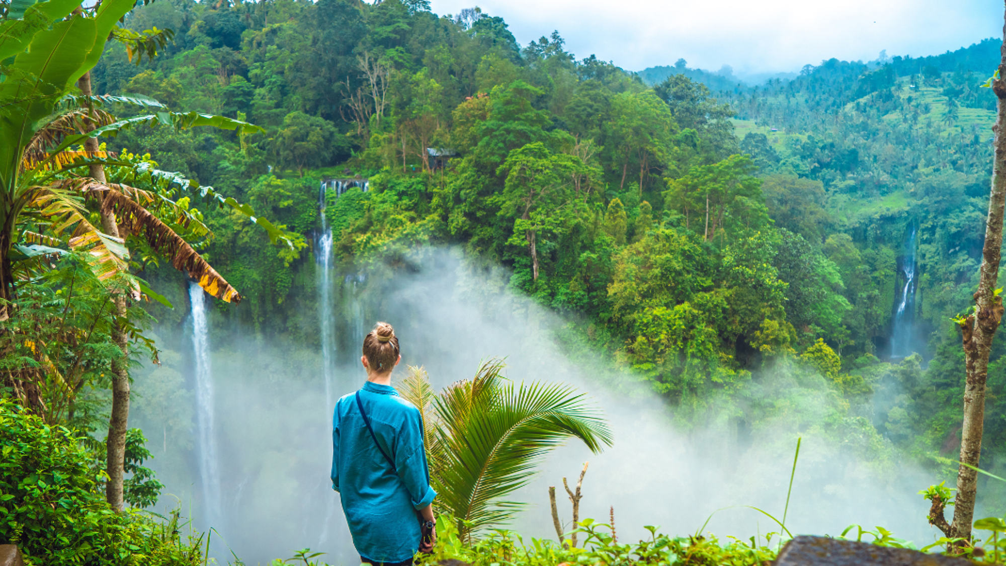 Dans la campagne balinaise, aux nombreuses cascades
