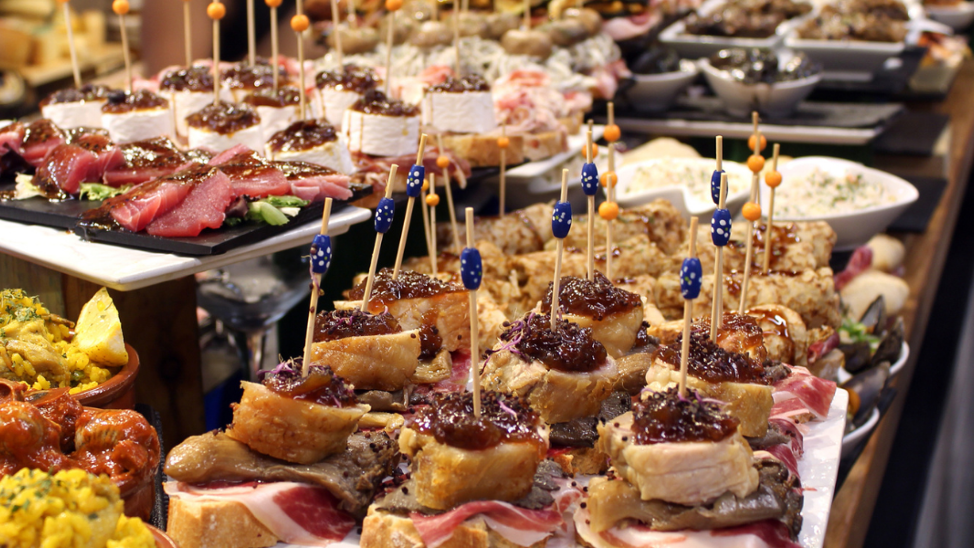 Et mangez des tapas sans modération !