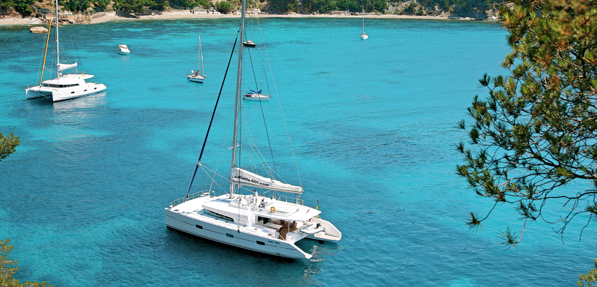 Votre bateau pour la semaine, le catamaran Catalante 600