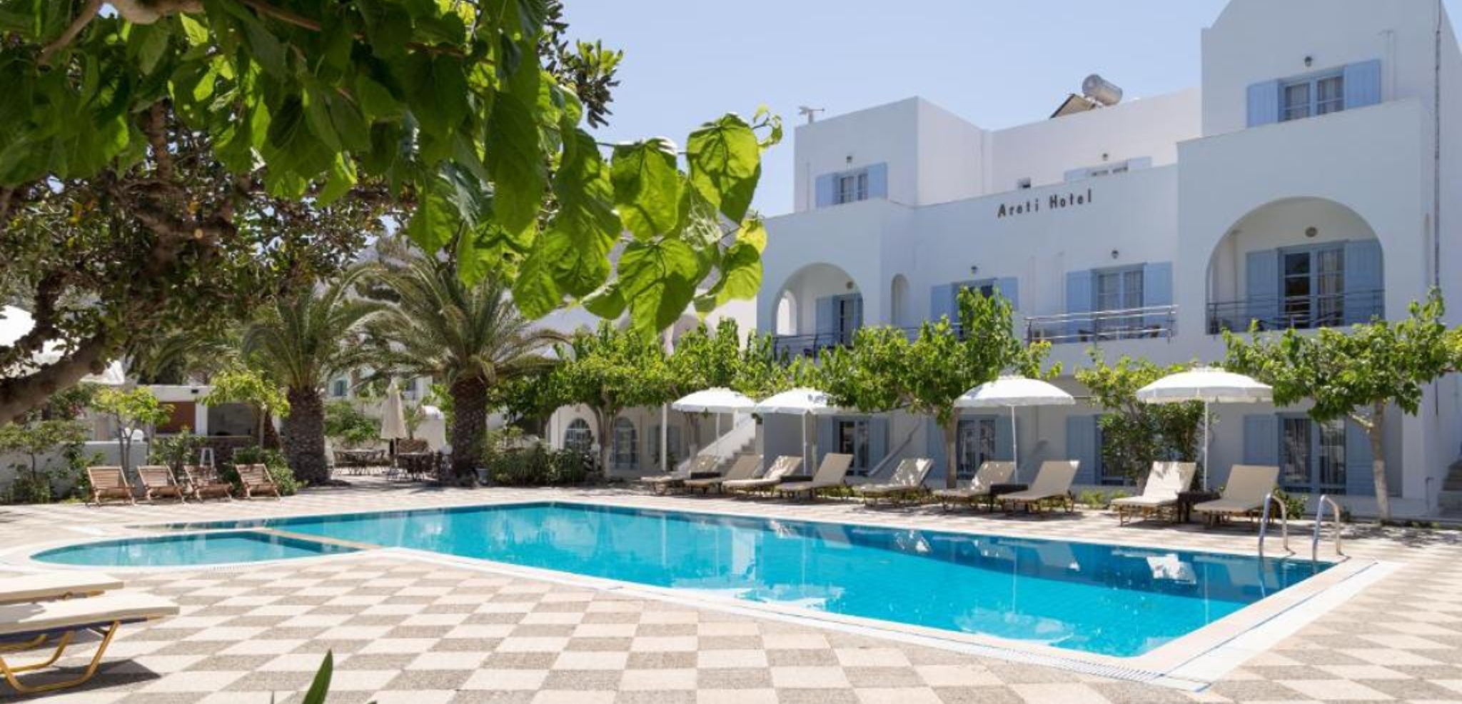 Posez vos valises dans votre hôtel : le Areti, à Kamari (ou similaire)