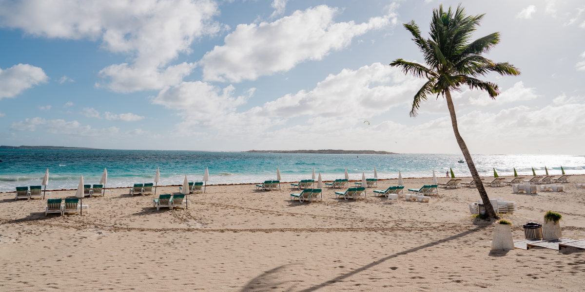 En mode farniente sur la plage de l'hôtel