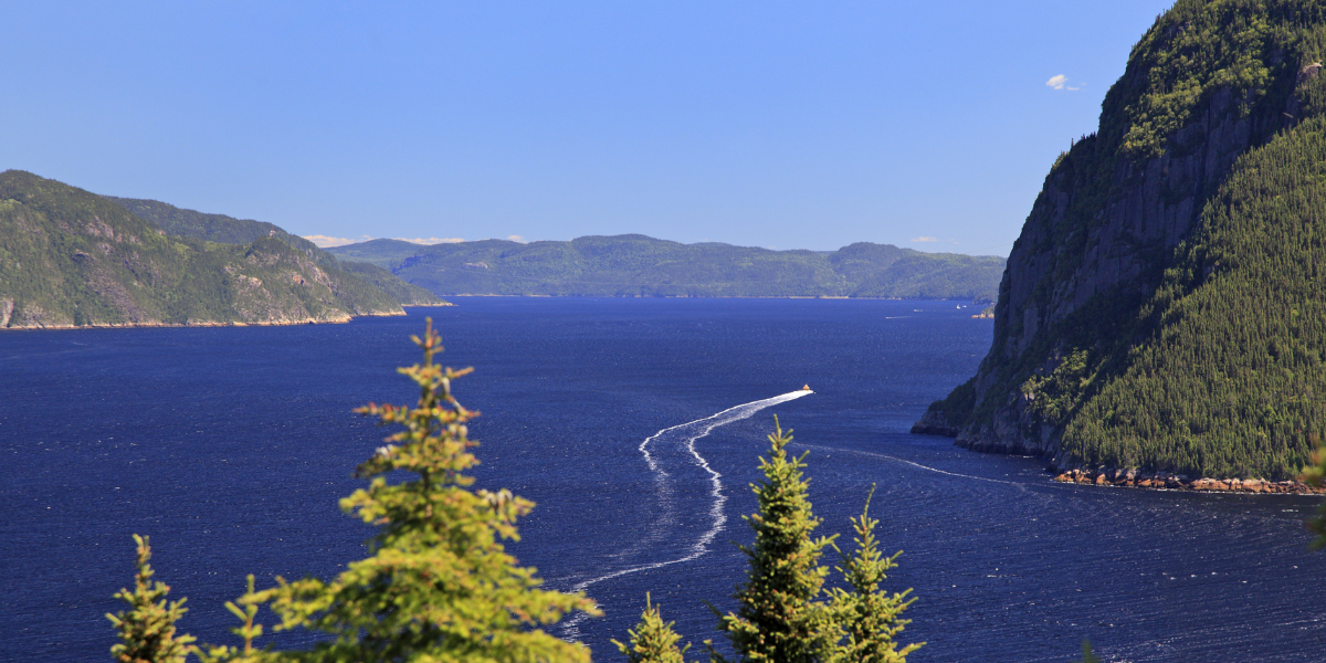 Les eaux sombres du Parc National du Fjord-du-Saguenay - jour 7 
