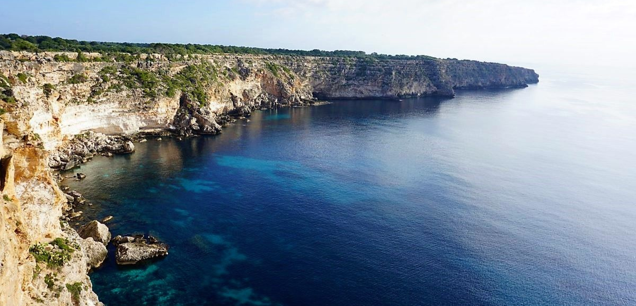 Baladez-vous le long de la falaise du Cap Blanc