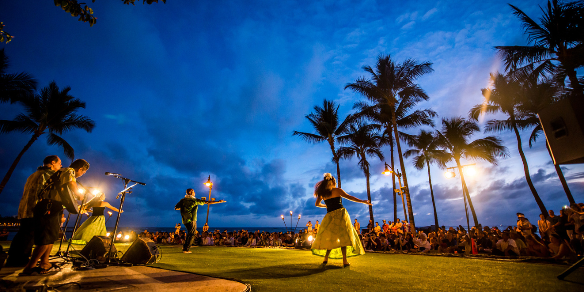 Démonstration de Hula en pleine rue 