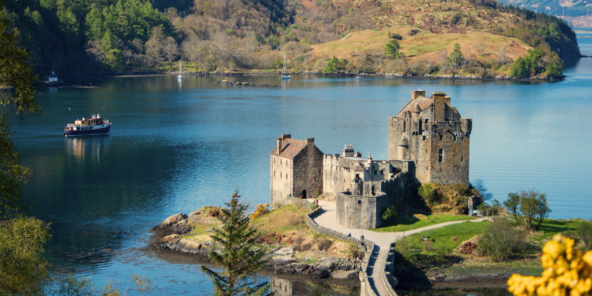 Eilean Donan Castle ©Shutterstock 
