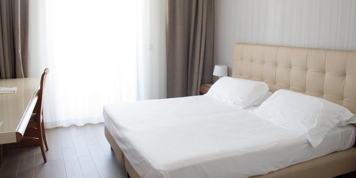 Chambre à partager (lits twin) Aragona Hotel & Spa**** (ou équivalent)