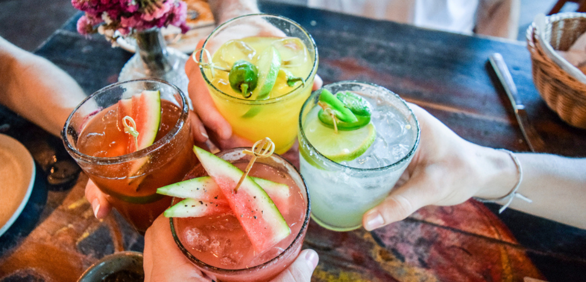 Passez un Réveillon sous les palmiers et trinquez entre Copines !