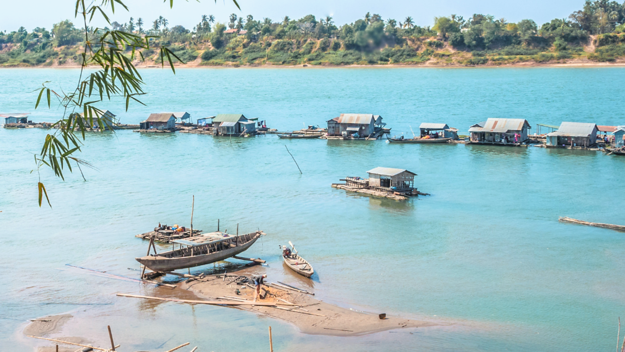 Visitez un village traditionnel khmer...